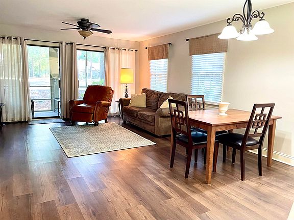 5th image of 216-2 Stillwood Dr. #2