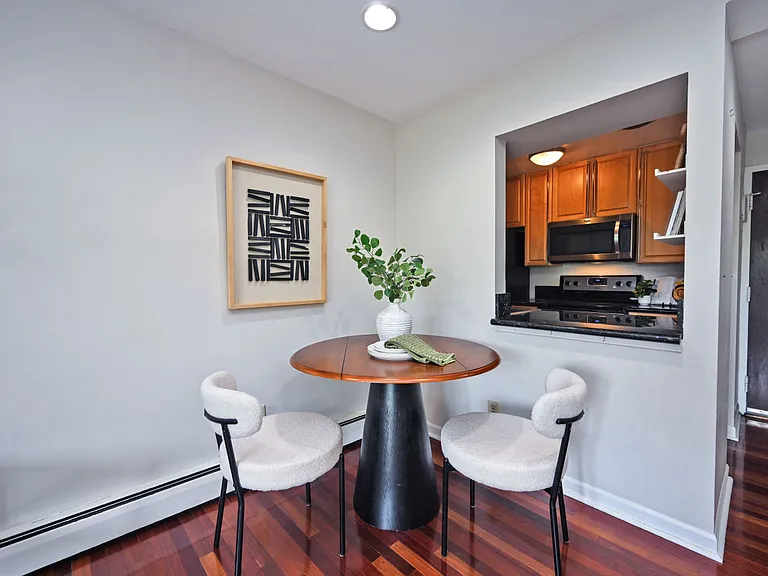 1815 William Howard Taft Rd #701 — Photo 17