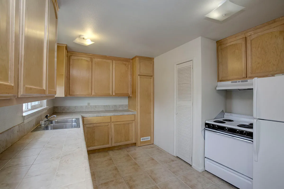 2 bed, 1.0 bath, 700 sqft, $2,295 — Photo 4