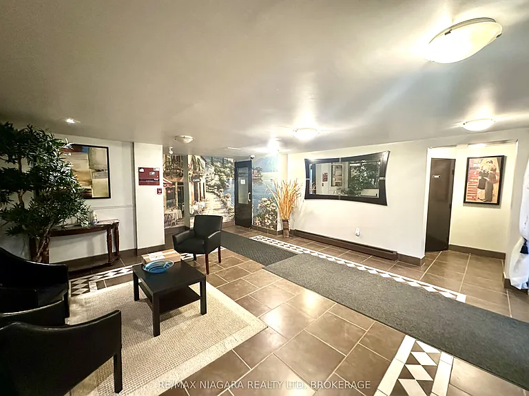 7 Riverview Blvd #104 — Photo 7