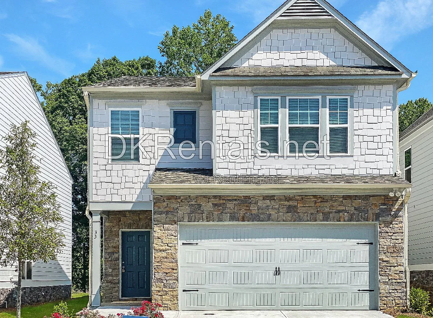 4 bed, 2.5 bath, 2209 sqft, $2,150 — Photo 1