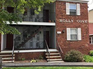 24 Home Ct UNIT 5, Stamford, CT 06902
