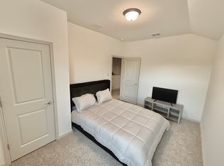 7616 Briarwood Pass #102-B, San Antonio, TX 78252