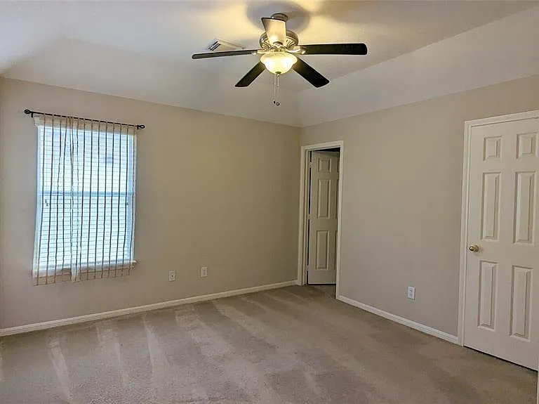 20909 Springport Ct — Photo 25