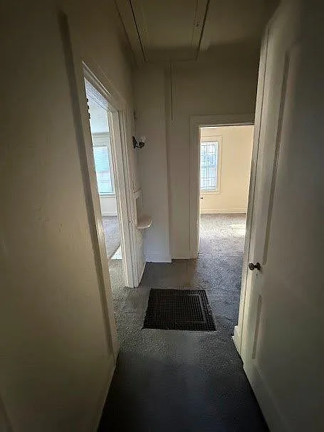 2 bed, 1100 sqft, $925 — Photo 3