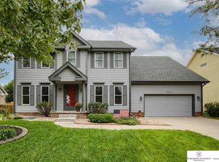 16004 Adams St, Omaha, NE 68135