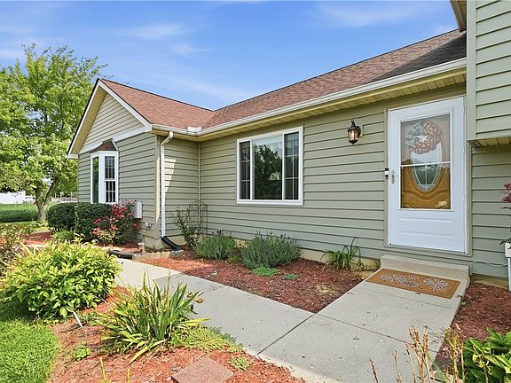2nd image of 9292 Arrowcreek Dr