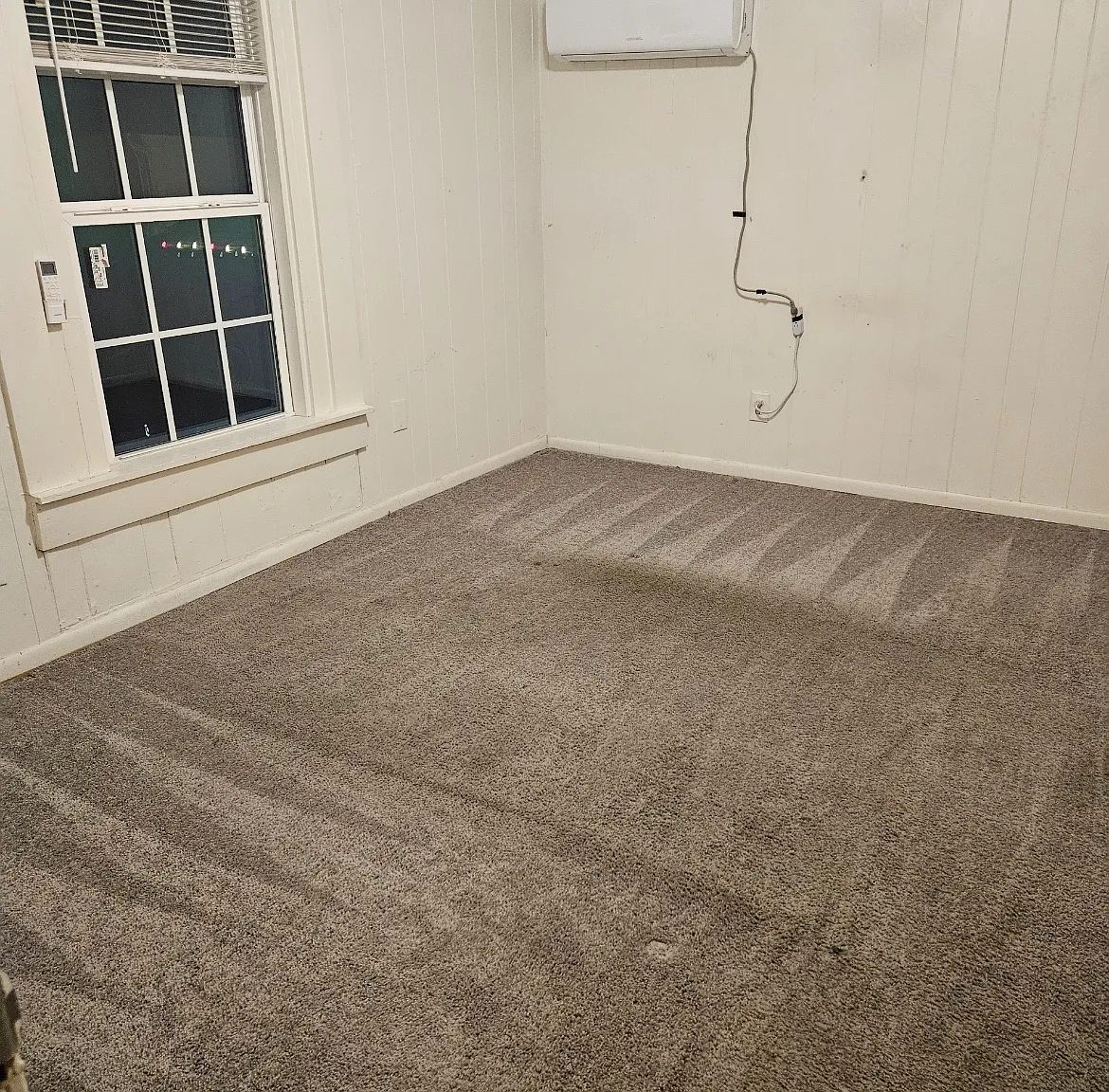 1210 Knight St — Photo 2