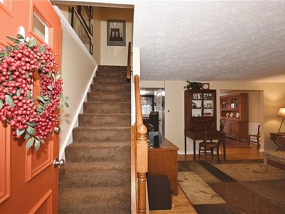 This is a great welcoming entrance for your family and friends when they come to visit!