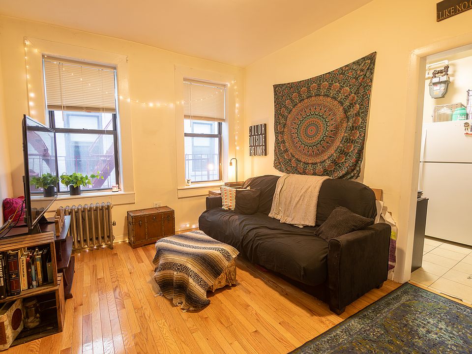 1st image of 2207 19th St APT 23