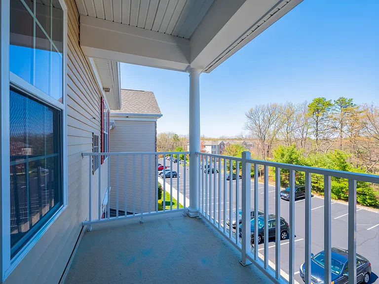 539 Sophee Ln #539 — Photo 36
