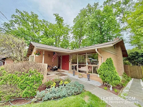 6424 Hollins Dr Photo 1