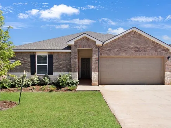 937 S Bear Ln, Mustang, OK 73064
