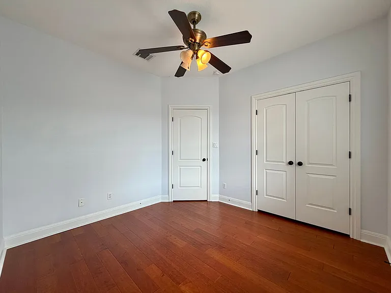 1402 Parker Ln #8 — Photo 18