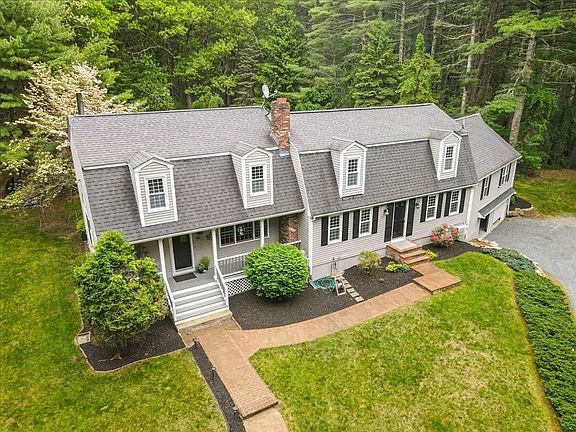 2nd image of 46 King St