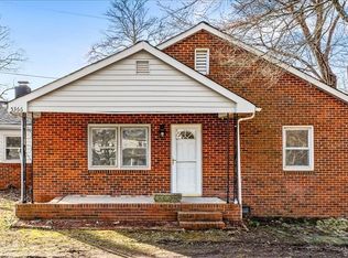 5366 NW School Rd, Greensboro, NC 27409