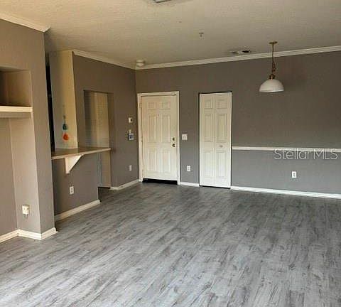 5th image of 3707 Conroy Rd APT 1729
