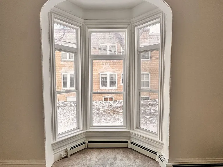 310 Marshall Ave — Photo 10