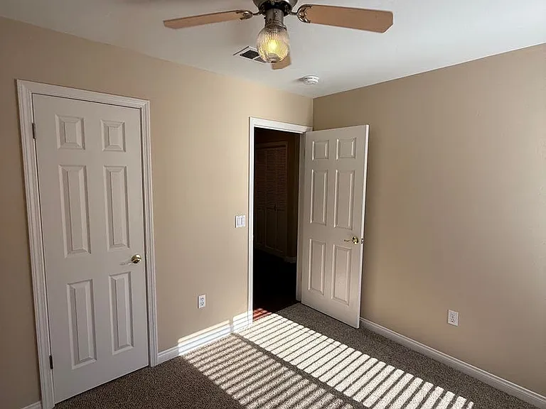 5704 Pine Canyon Dr — Photo 15
