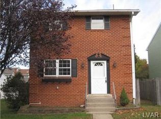 35 W Chestnut St, Macungie, PA 18062