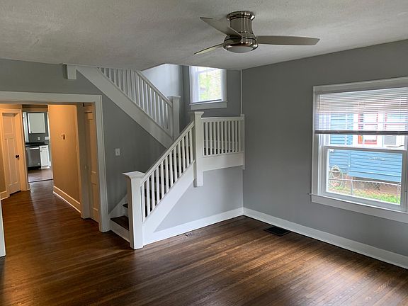 5th image of 4468 Carrollton Ave