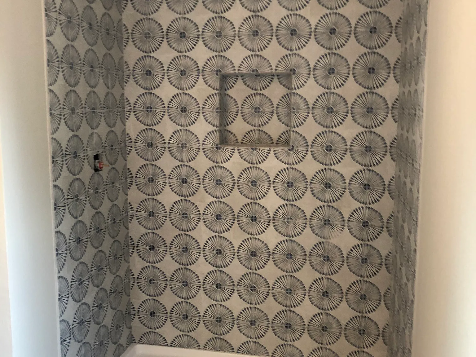 3 bed, 1897 sqft, $2,500 — Photo 3