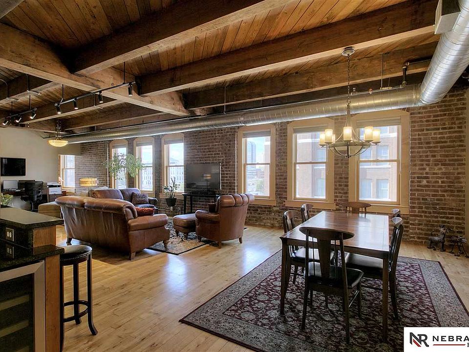 1st image of 105 S 9th St #601