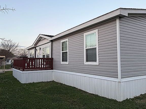 2nd image of 466 Ewing Way