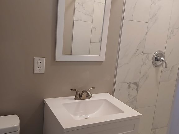5th image of 2560 Cissna St