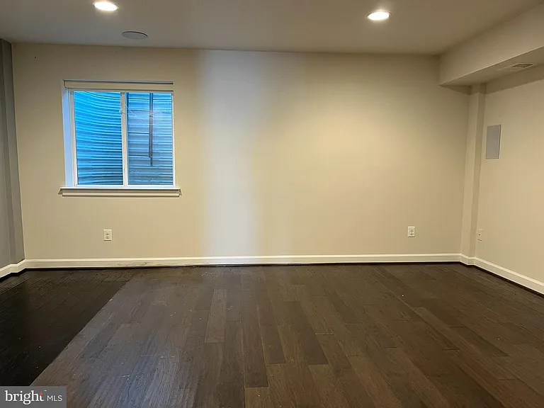 3152 Goldenwave Ct — Photo 8