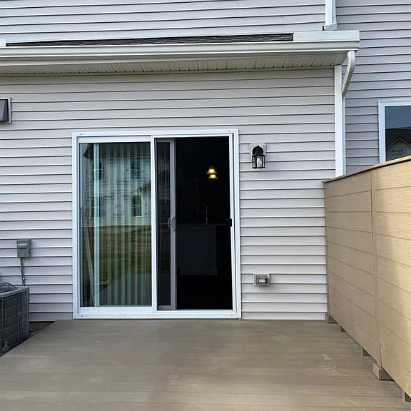2405 Saltsprings Dr — Photo 25
