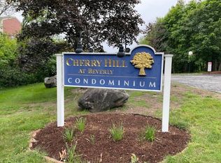 4 Duck Pond Rd APT 219, Beverly, MA 01915