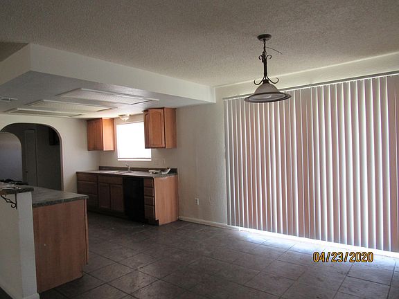 2nd image of 15417 Live Oak Ave