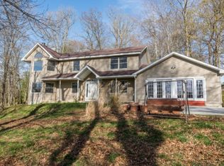 17 Sunset Hollow Rd, West Chester, PA 19380