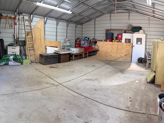 3rd image of 8242 Tindall Rd