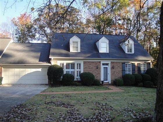 1st image of 909 Bedford Pl N