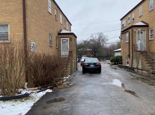 330 N Ardmore Ave #A, Villa Park, IL 60181