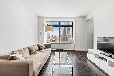Rented by Nest Seekers International
