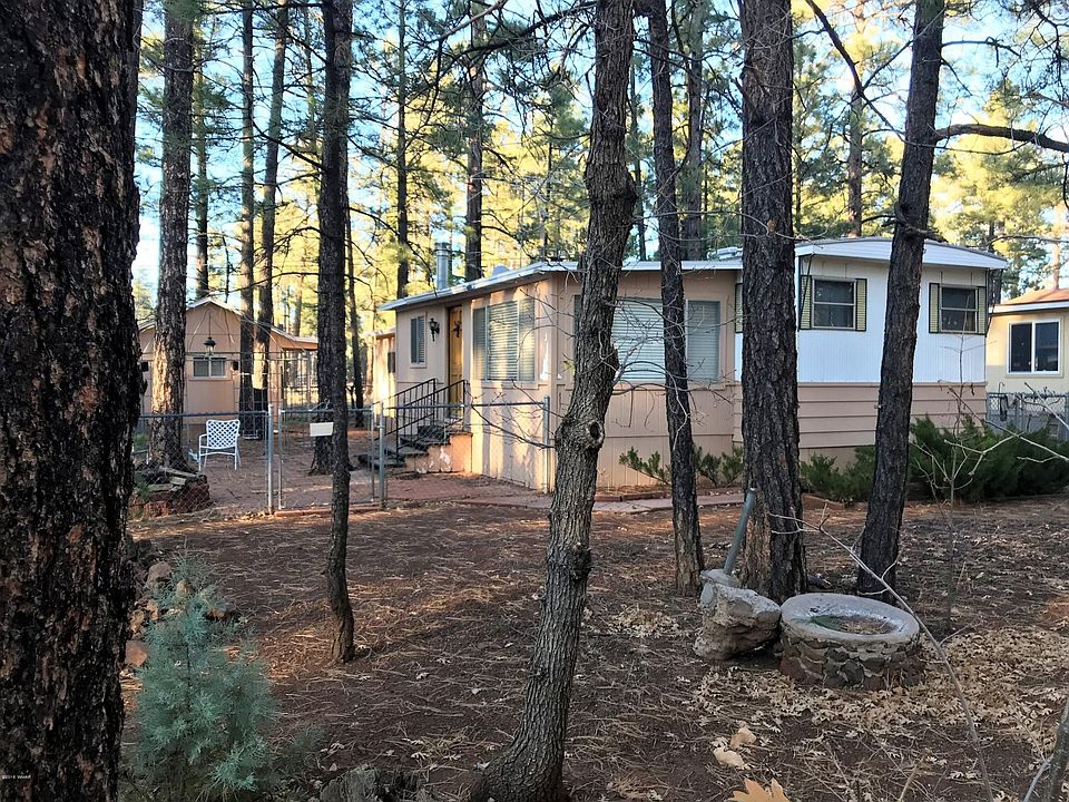 Mountain Getaway in the Pines