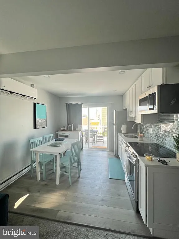 2 bed, 1.0 bath, 600 sqft, $1,275 — Photo 4