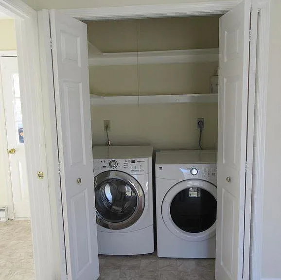 Washer dryer closet