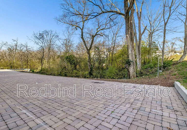 2050 McKinley St — Photo 34
