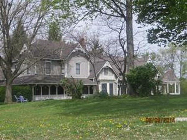 1st image of 9302 W Oak St