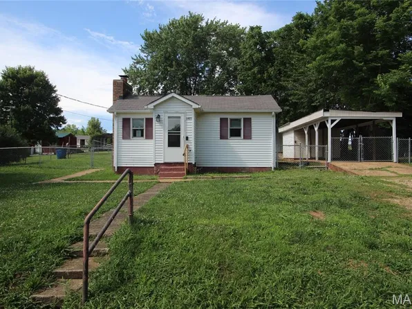 1405 E Chestnut St, Desloge, MO 63601