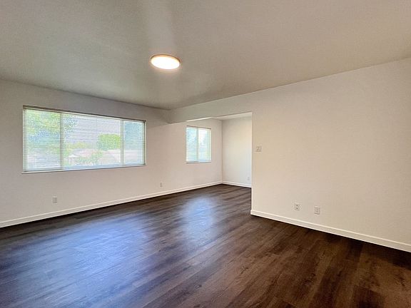 4th image of 16-32 Avon Ave #24