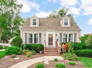 68 S 3rd Ave, Lombard, IL