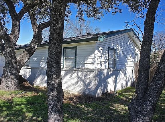 2nd image of 3400 4th St