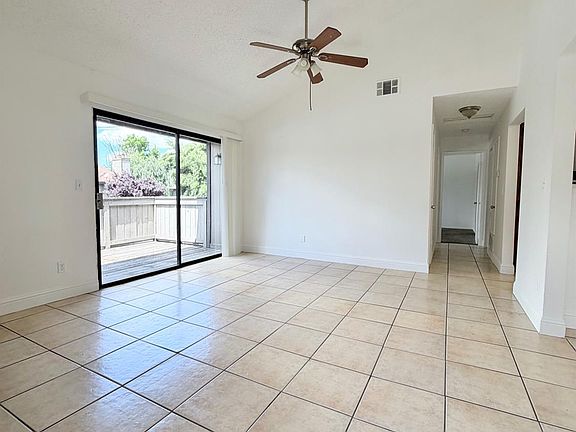 3rd image of 1190 S Winery Ave Unit 289