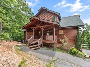 2719 Sawmill Branch Dr, Sevierville, TN 37862