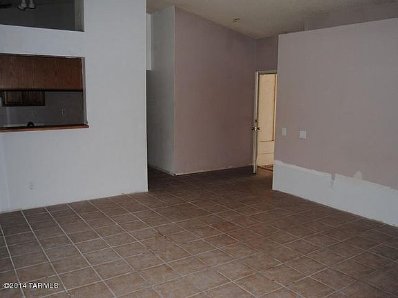 3rd image of 2840 W Calle Del Tigre